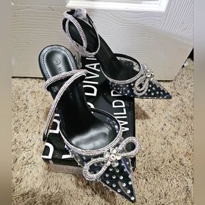 Wild Diva Celine Heels Sz 8